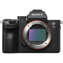 Load image into Gallery viewer, Sony A7 MK III Body + SEL70200GM